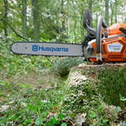 How to get your chainsaw started 